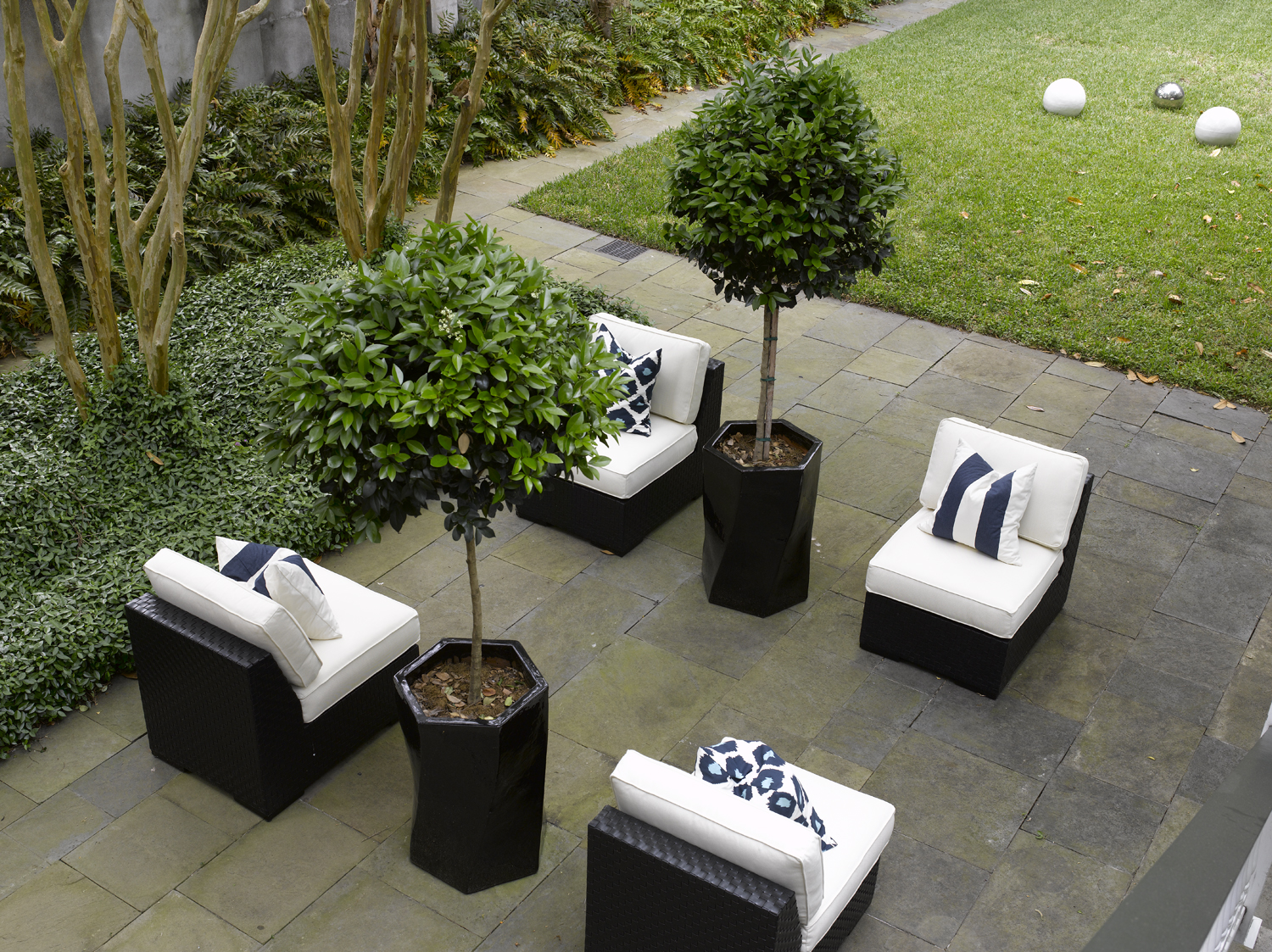Outdoor Decorating and Entertaining — Kenmore® Community