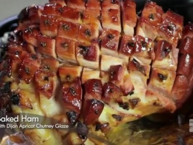 recipe_image_Baked-Ham-With-Dijon-Apricot-Chutney-Glaze-640x480